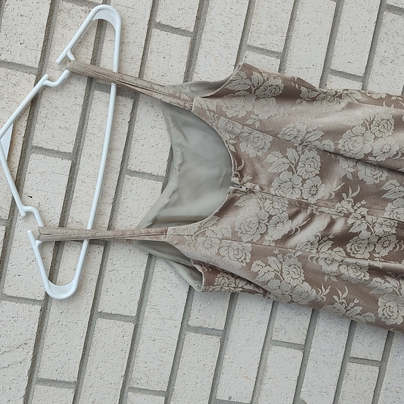 Gold Dress - Picture 11 of 13